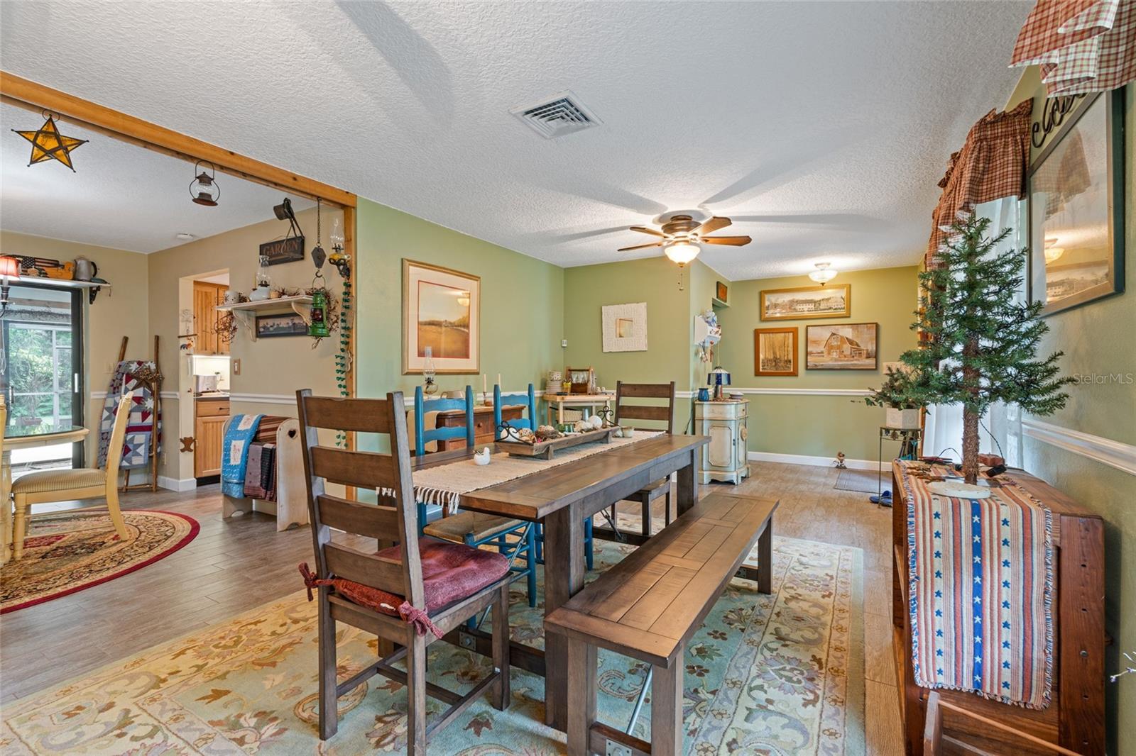 155 Woodcutter Ln, Palm Harbor, FL 34683 photo
