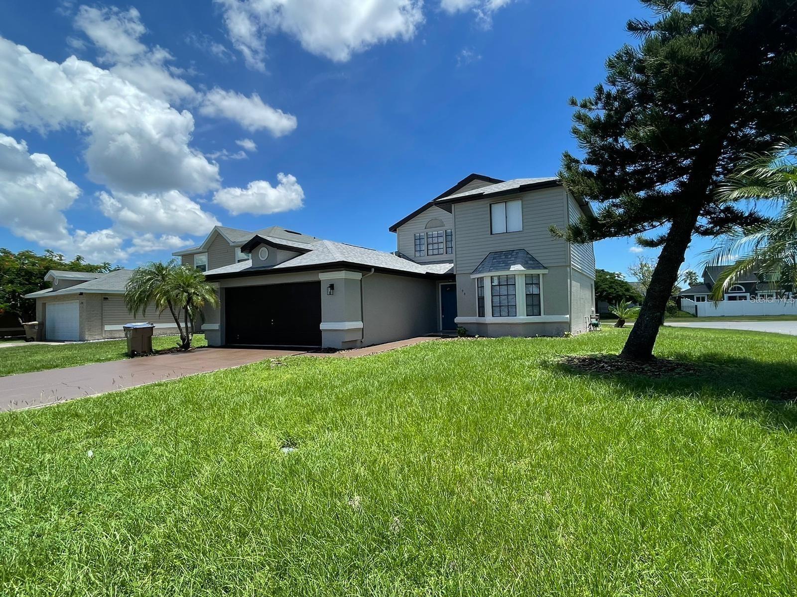 198 N Lake Ct, Kissimmee, FL 34743 photo