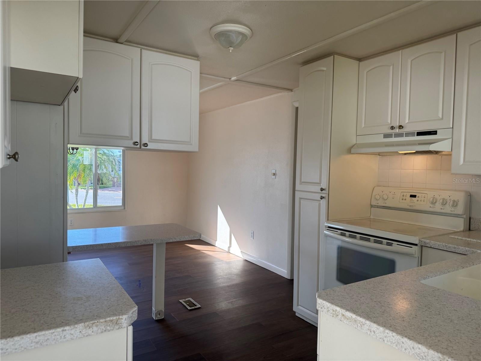 61 5 Ave, Venice, FL 34285 photo