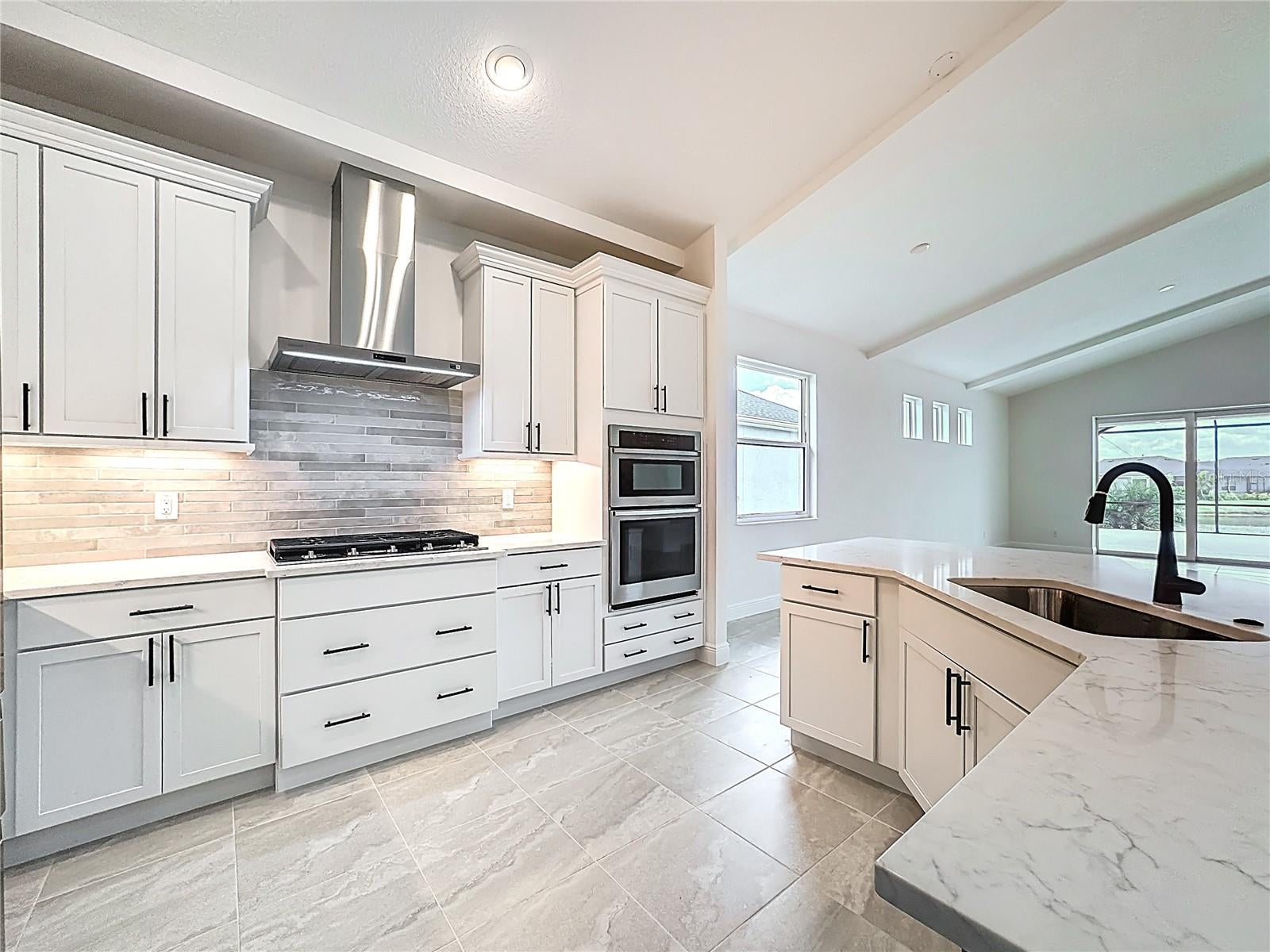 4214 Sea Marsh Pl, Parrish, FL 34219 photo