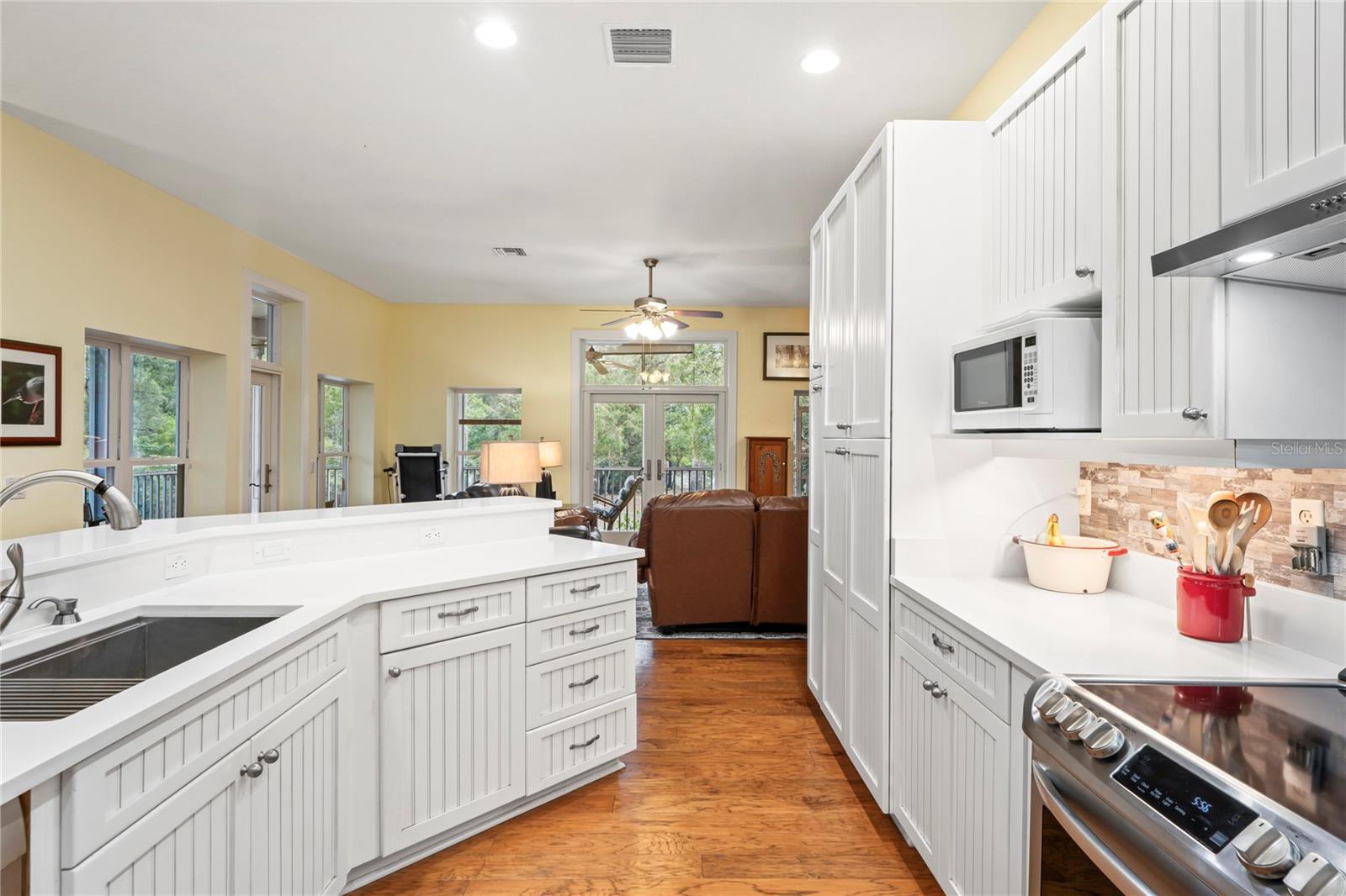 Single Family Residence in DADE CITY FL 3431 RIDERWOOD DR 17.jpg