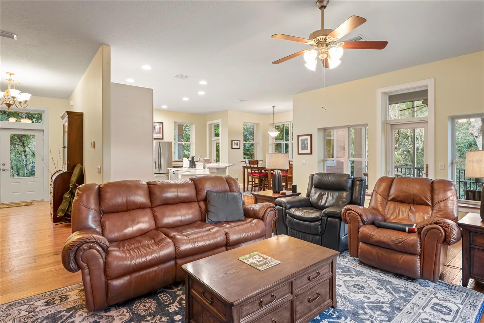 Single Family Residence in DADE CITY FL 3431 RIDERWOOD DR 10.jpg