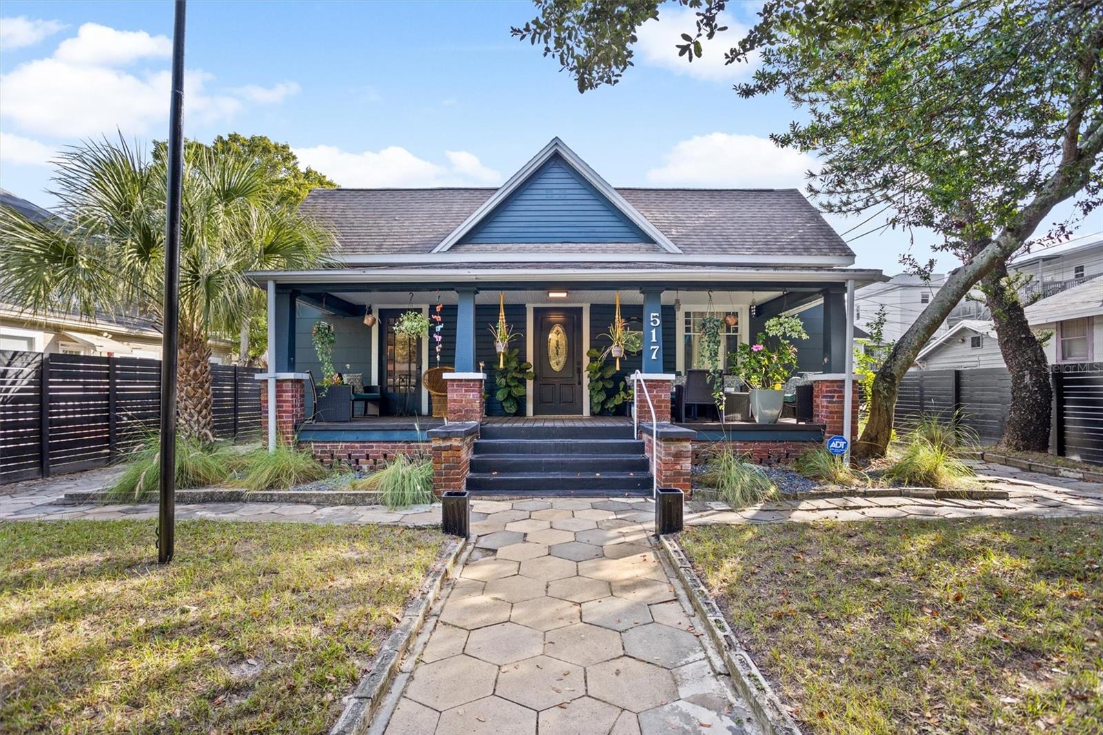 517 8 St, Saint Petersburg, FL 33701