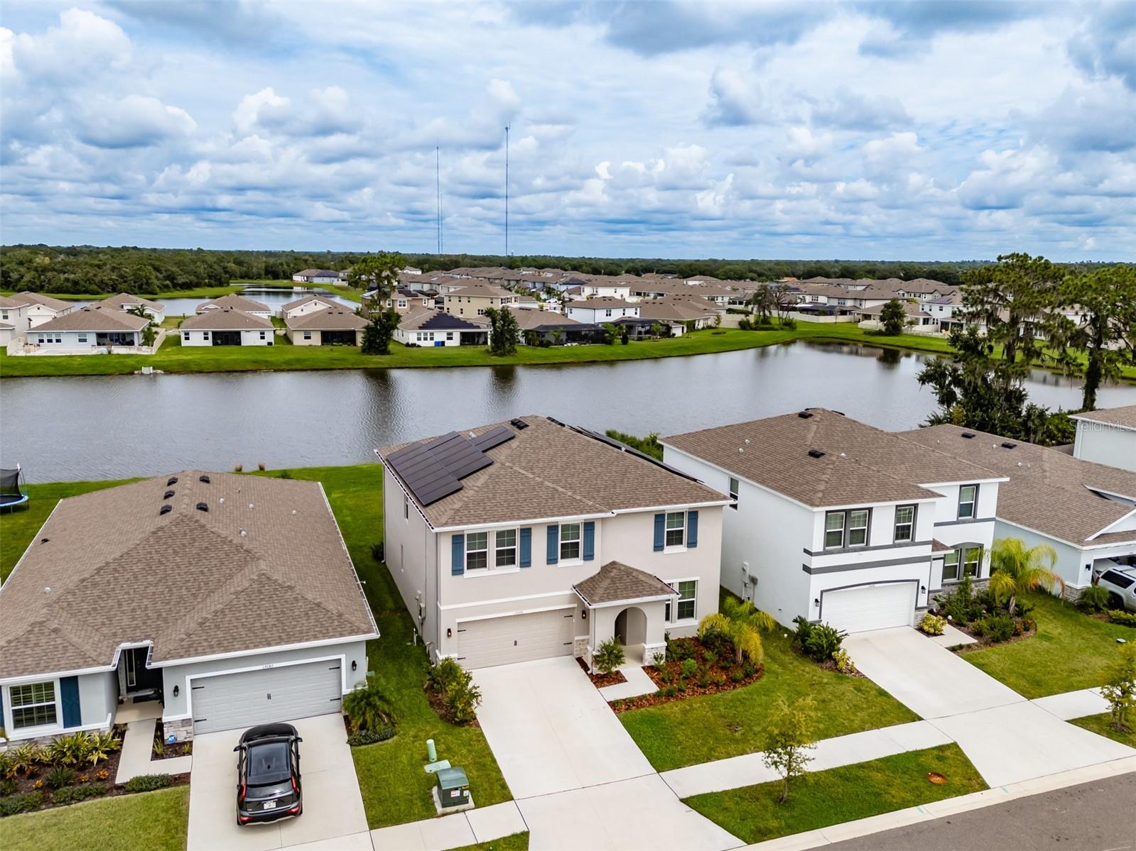 13090 Brookside Moss Dr, Riverview, FL 33579 photo