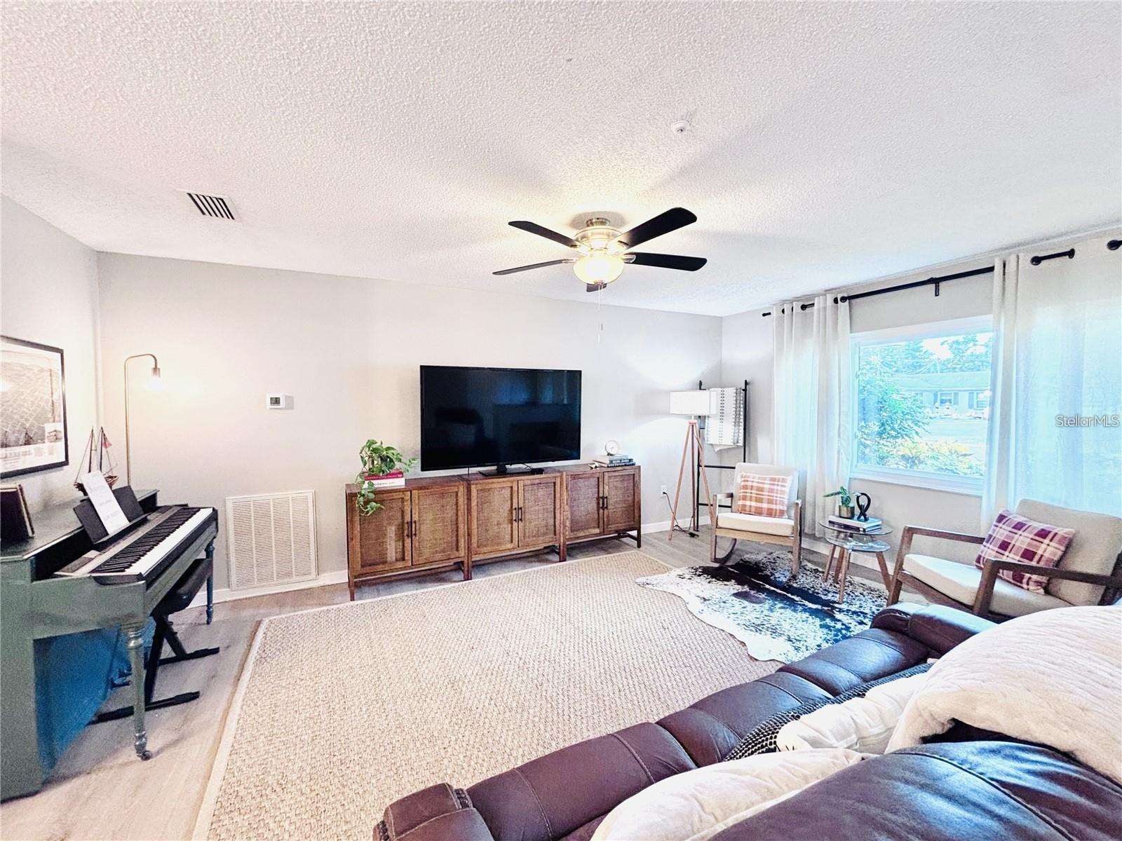 4033 13 Ave, Bradenton, FL 34205 photo
