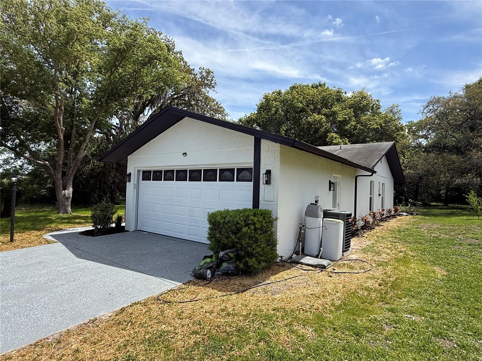 10501 Hardwood Ct, Port Richey, FL 34668 photo