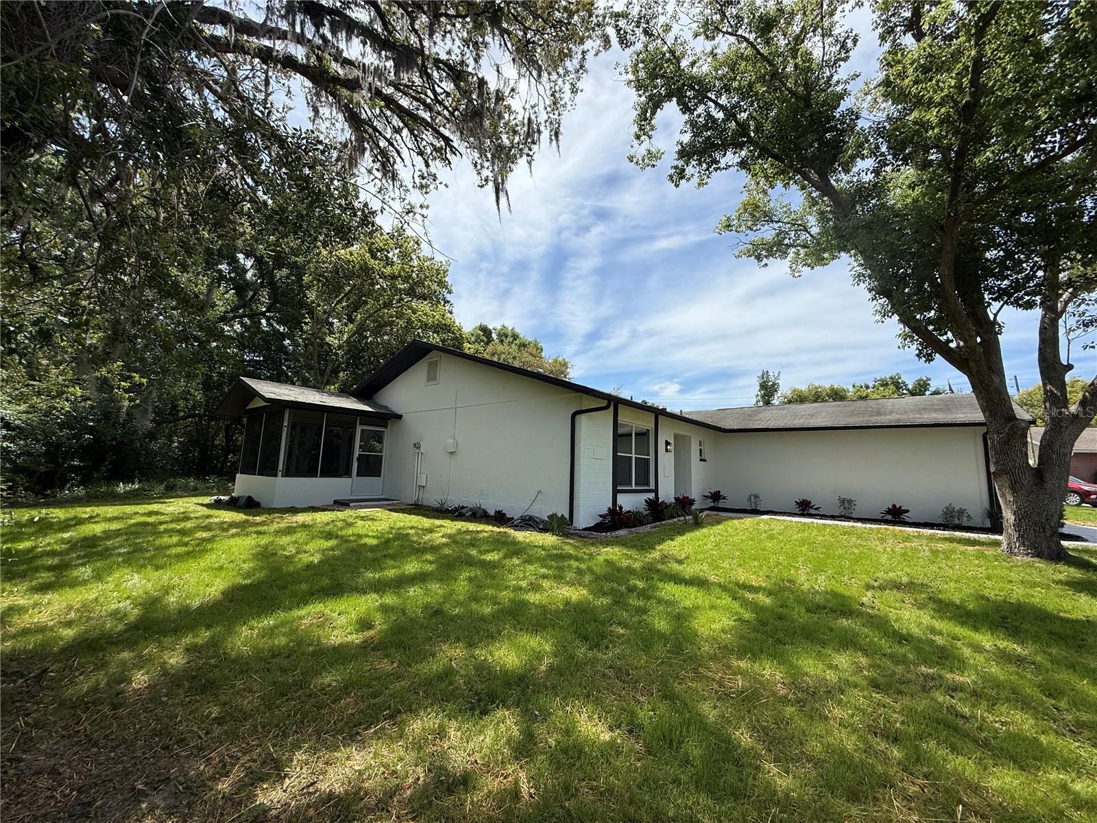 10501 Hardwood Ct, Port Richey, FL 34668 photo