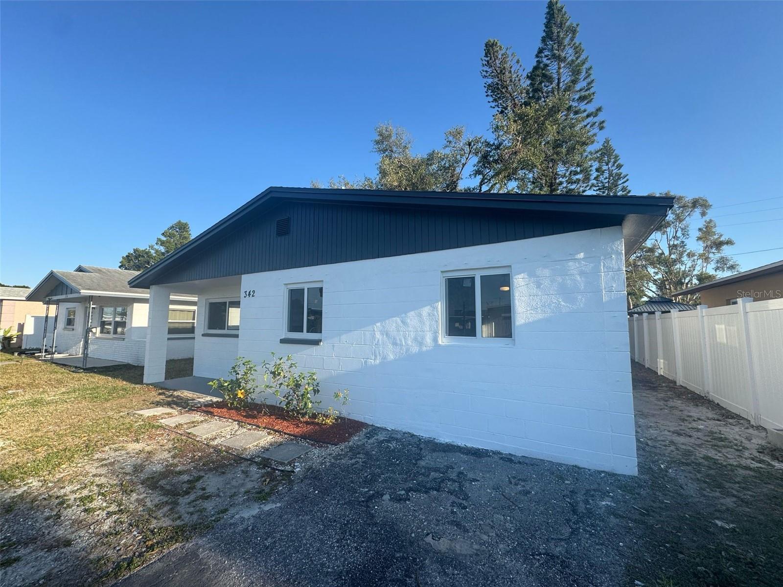 342 51 Ave, Saint Petersburg, FL 33703 photo