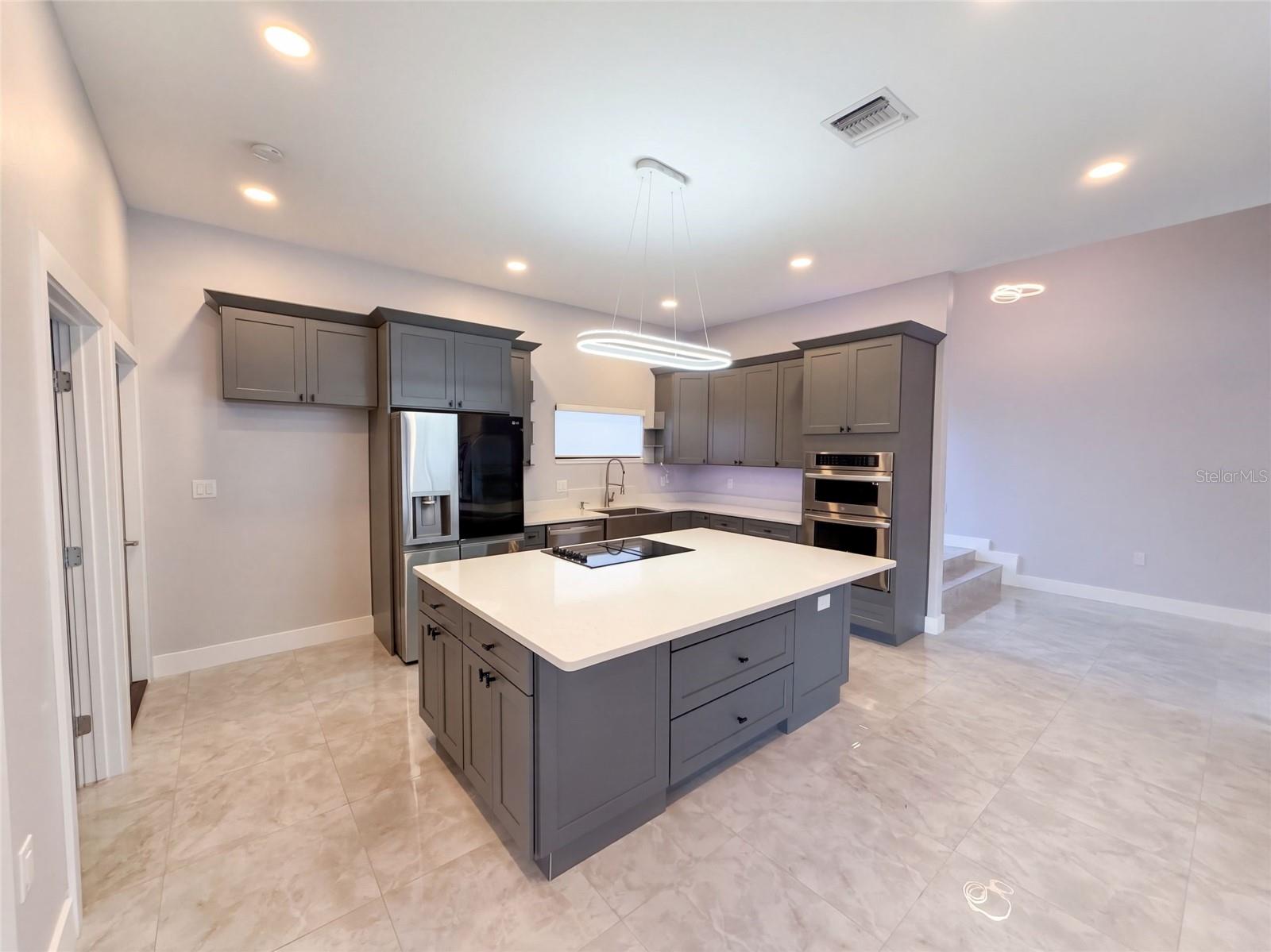 541 W Lake Brantley Rd, Altamonte Springs, FL 32714 photo