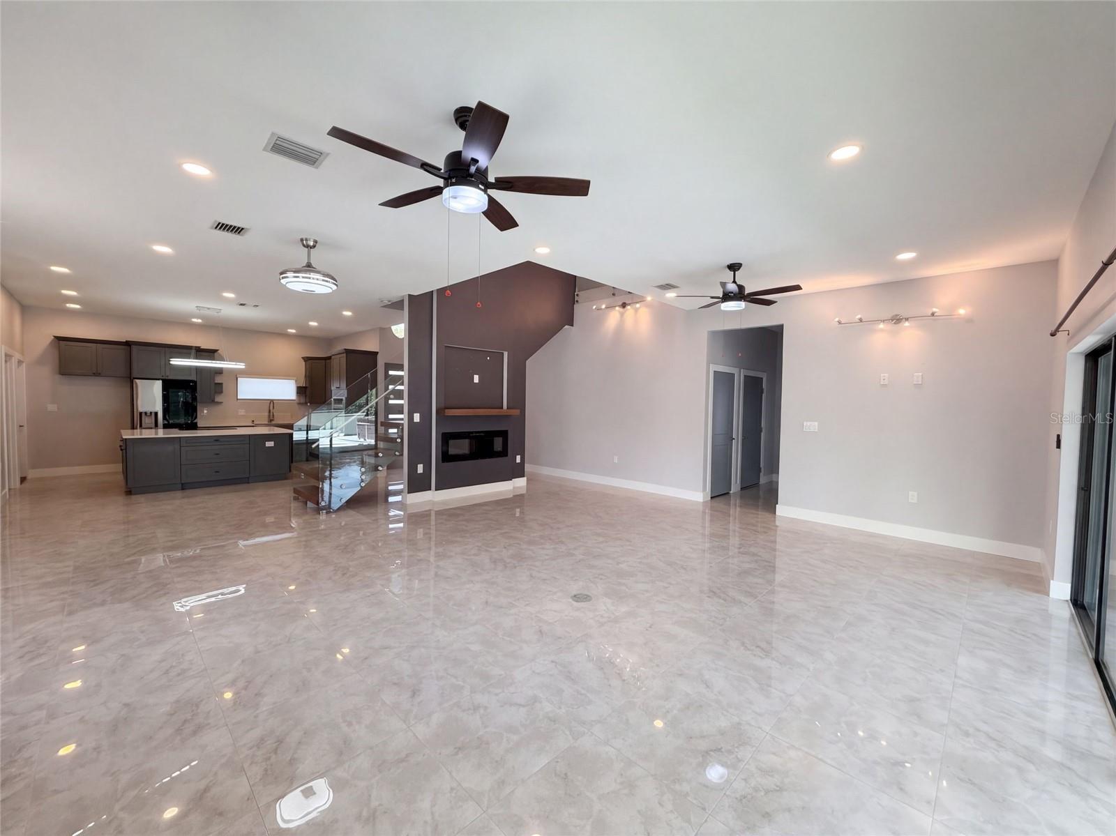 541 W Lake Brantley Rd, Altamonte Springs, FL 32714 photo