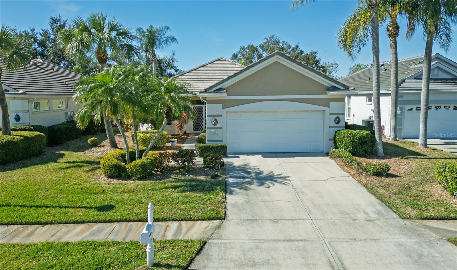4054 Caddie Dr, Bradenton, FL 34203