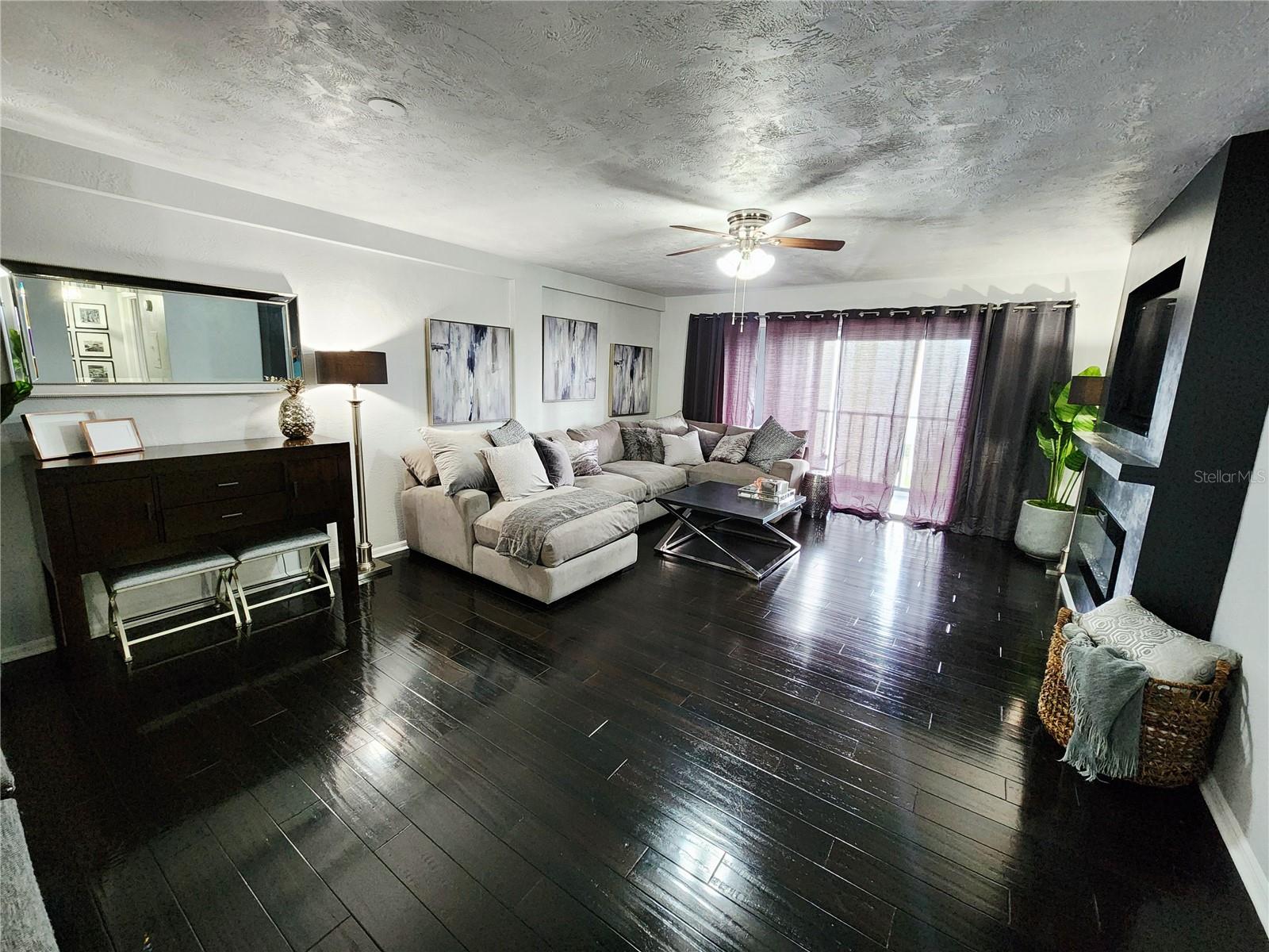 4651 1 St #306, Saint Petersburg, FL 33702 photo