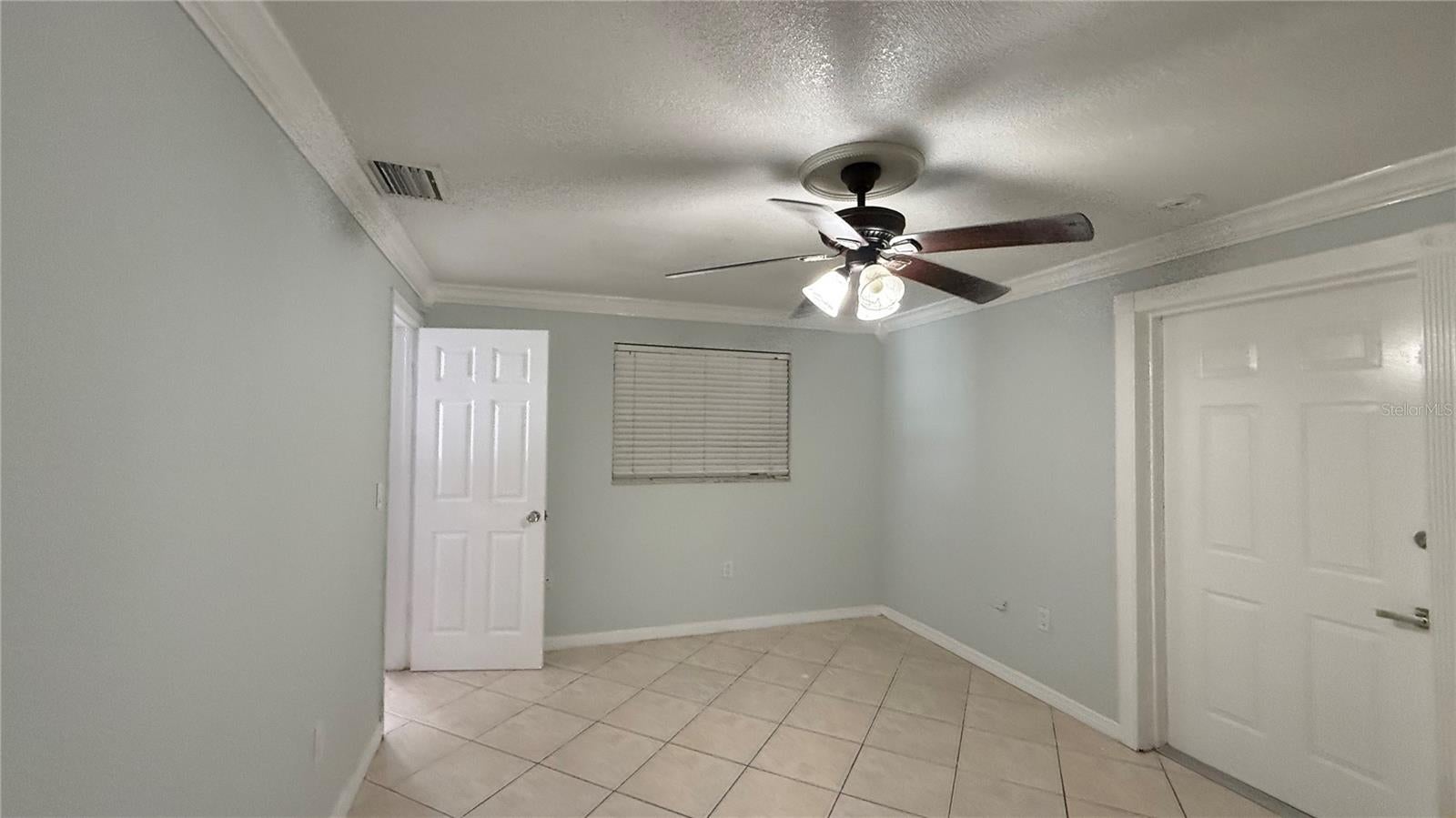 3100 Lake Ridge Dr, Sarasota, FL 34237 photo