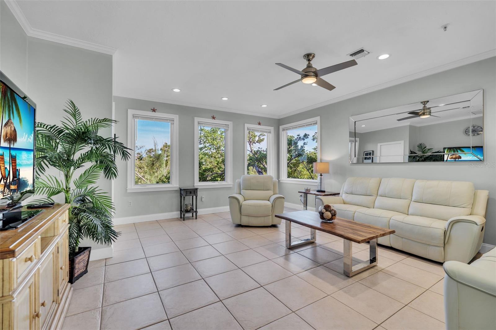 848 Evergreen Way, Longboat Key, FL 34228 photo