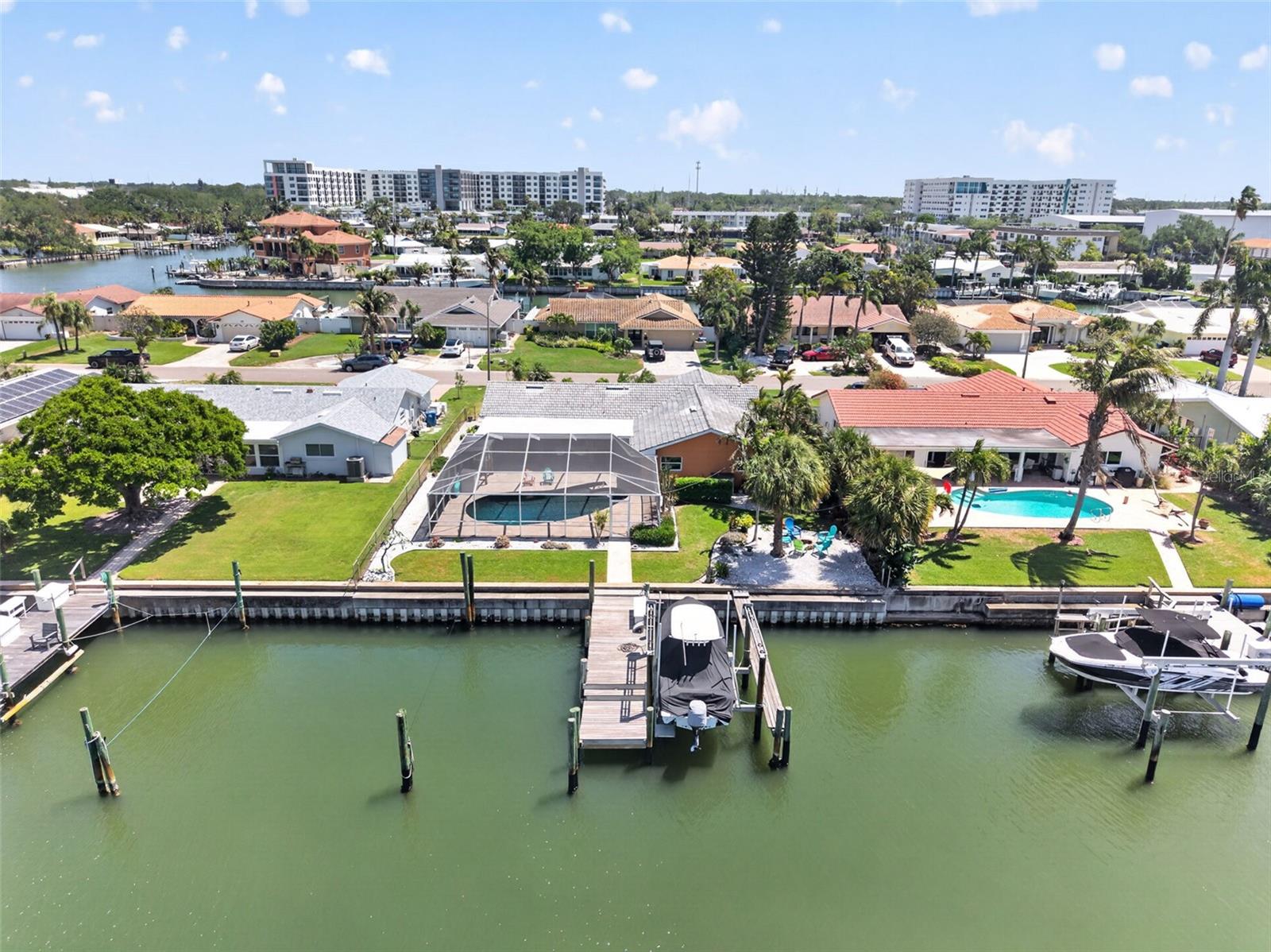 4461 38 Way, Saint Petersburg, FL 33711