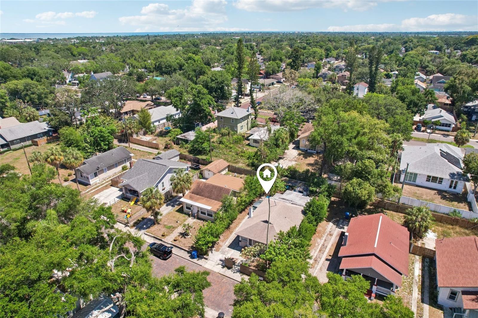 1028 8 Ave, Saint Petersburg, FL 33705 photo