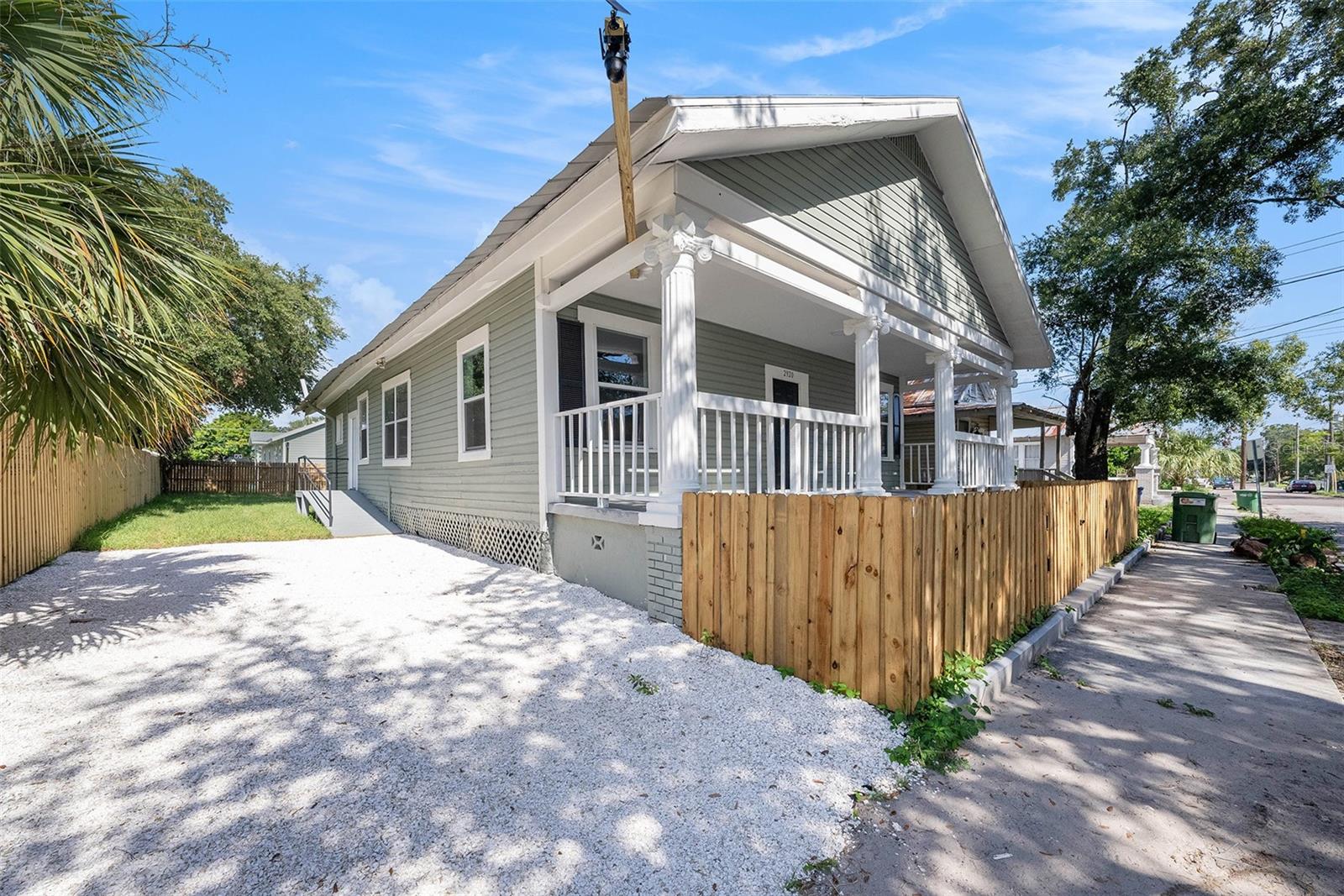 2920 N 17 St, Tampa, FL 33605 photo