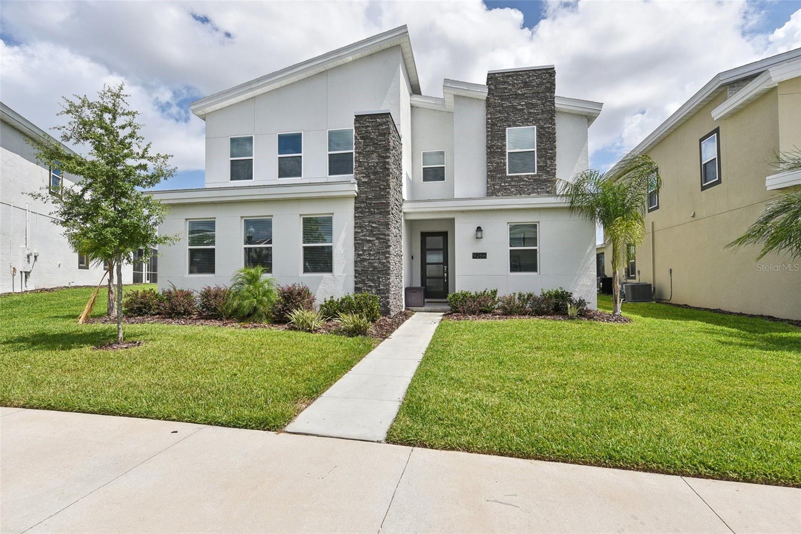 9266 Sommerset Hills Dr, Davenport, FL 33896 photo