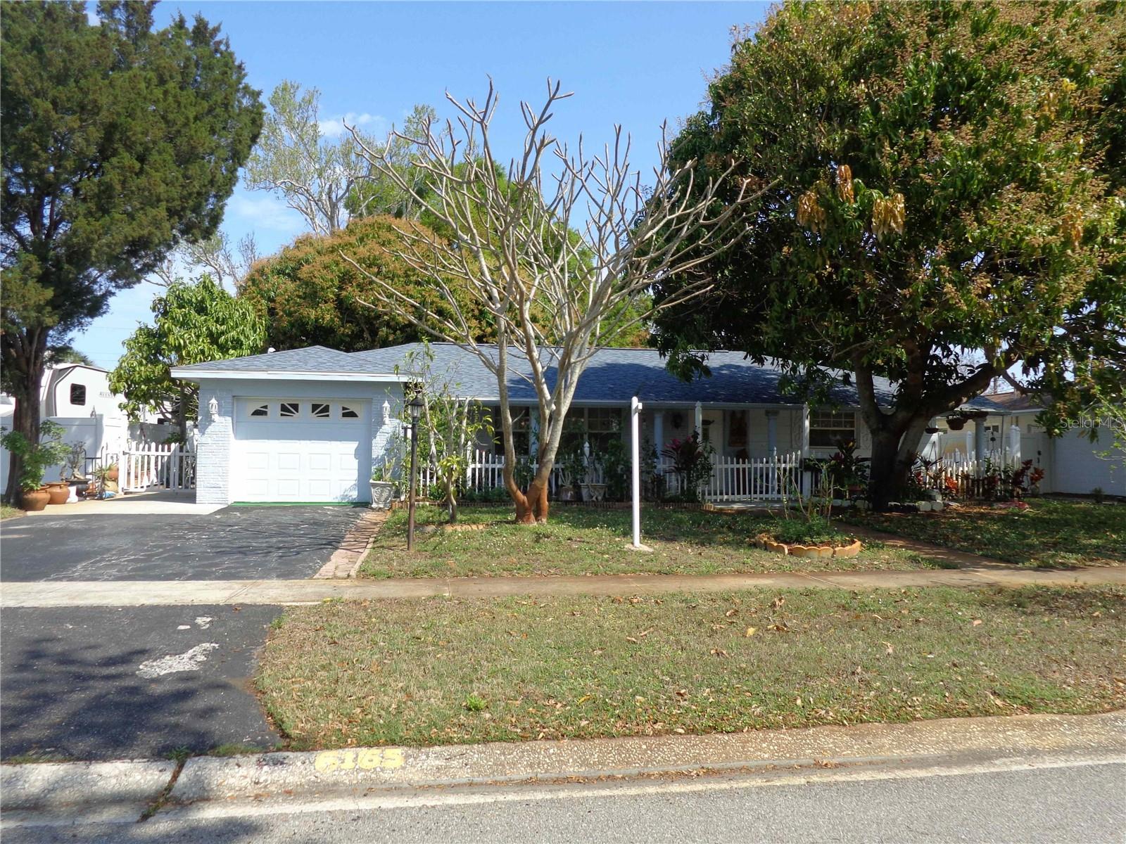 6165 26 Ave, Saint Petersburg, FL 33710
