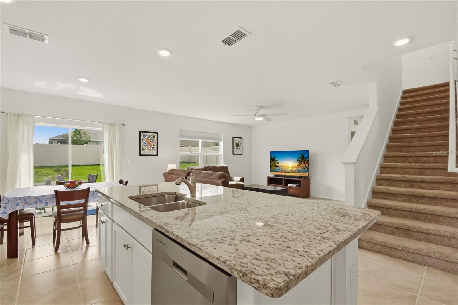 33428 Country House Dr, Sorrento, FL 32776 photo