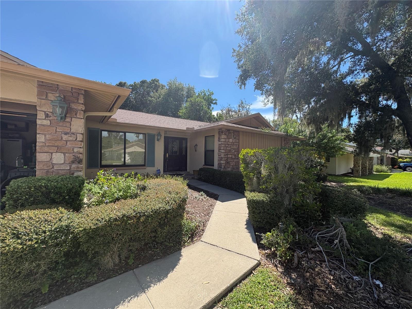862 Pinewood Terrace, Palm Harbor, FL 34683 photo