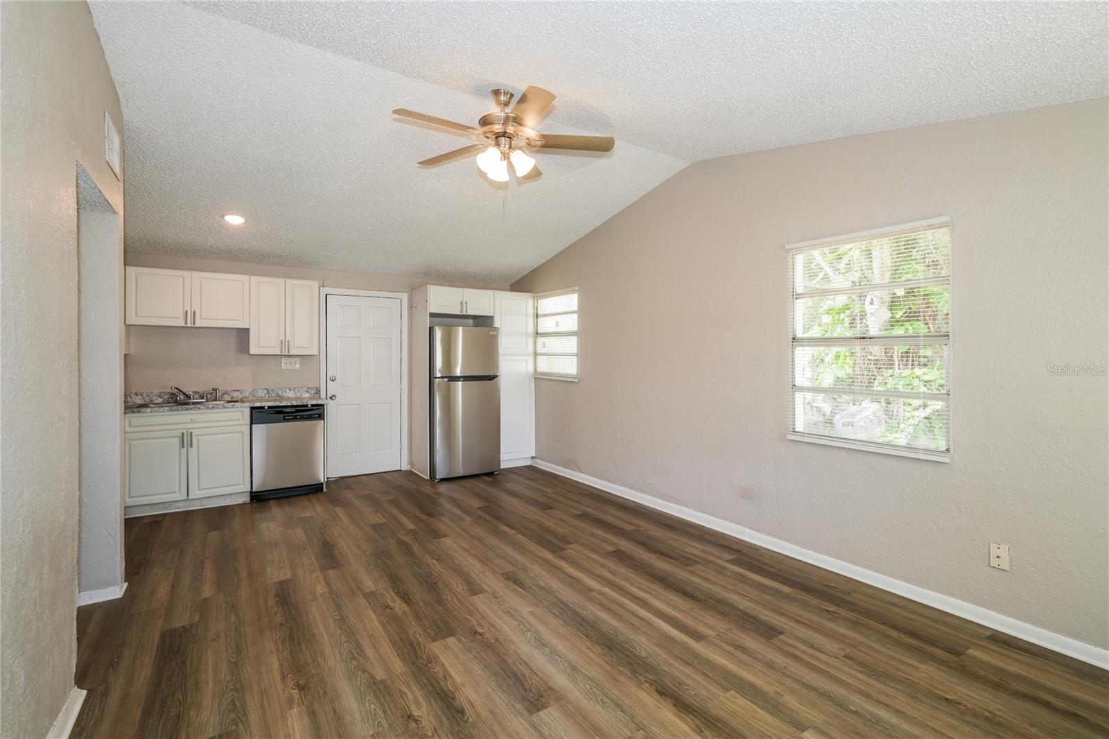 9216 W Patterson St, Tampa, FL 33615 photo