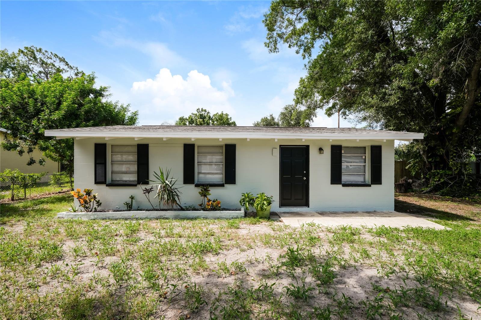 9216 W Patterson St, Tampa, FL 33615 photo