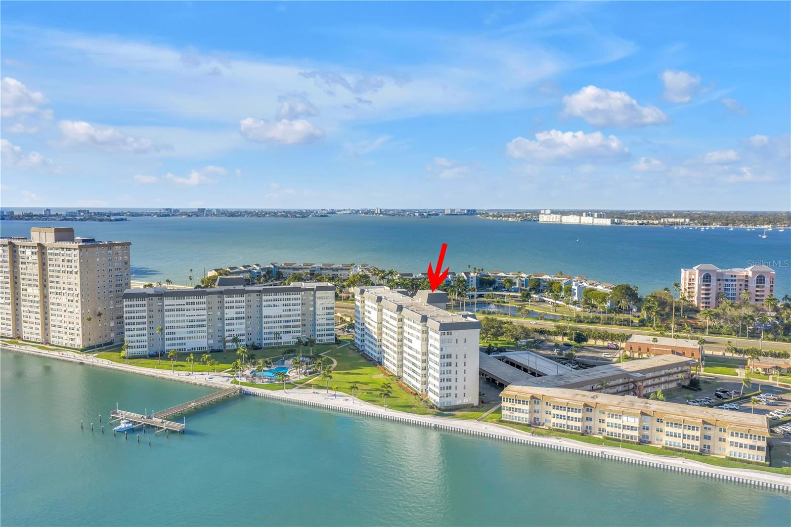 5108 Brittany Dr, Saint Petersburg, FL 33715