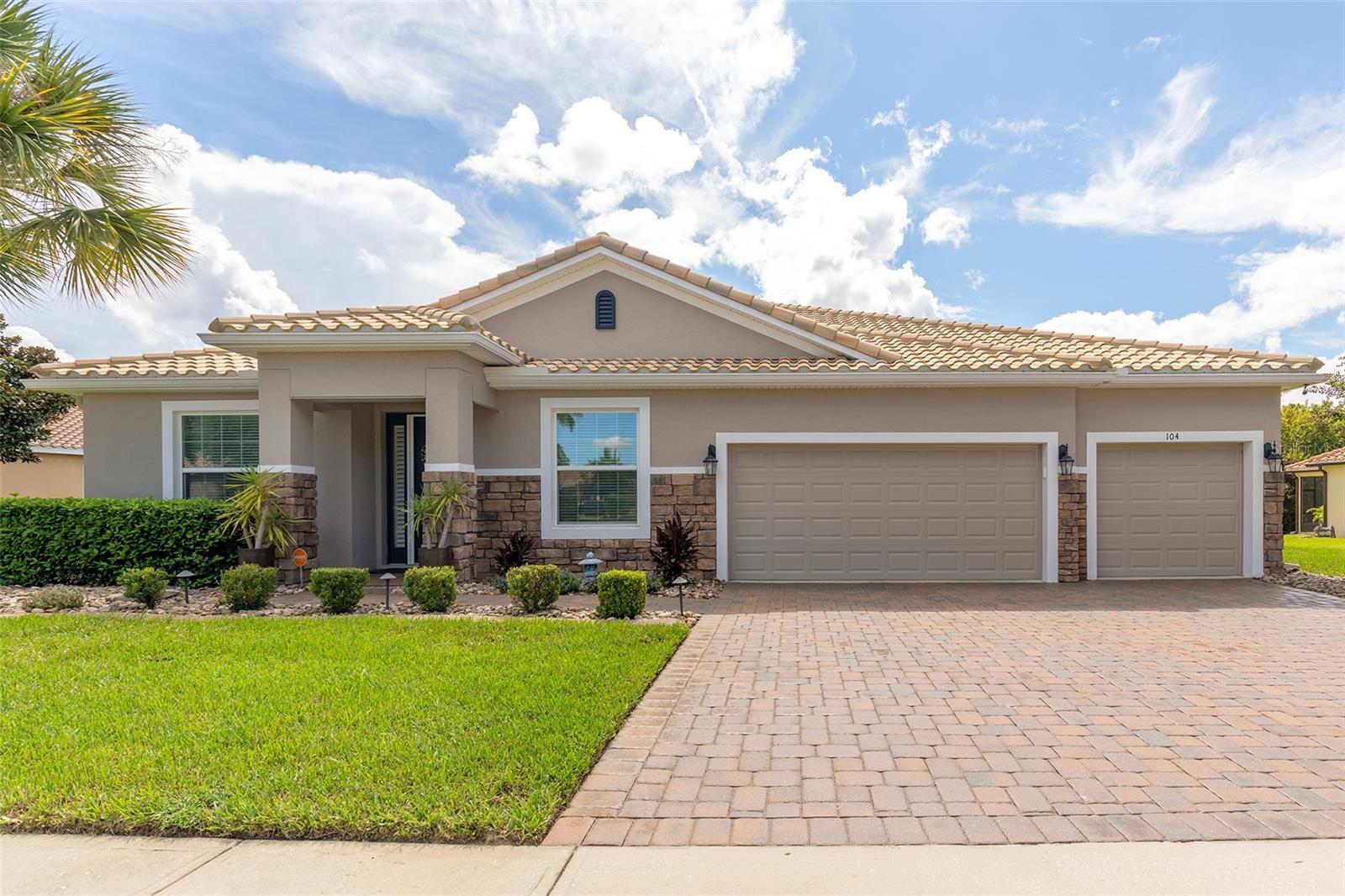 104 Casa Bella Blvd, Deland, FL 32724