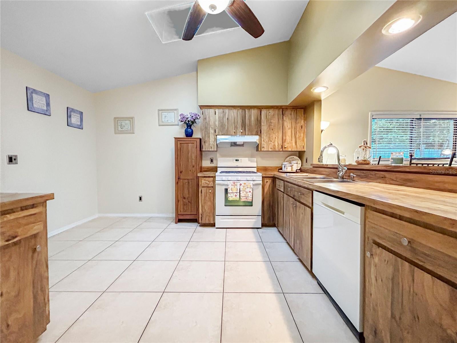 1616 E Sandpiper Trl, Casselberry, FL 32707 photo