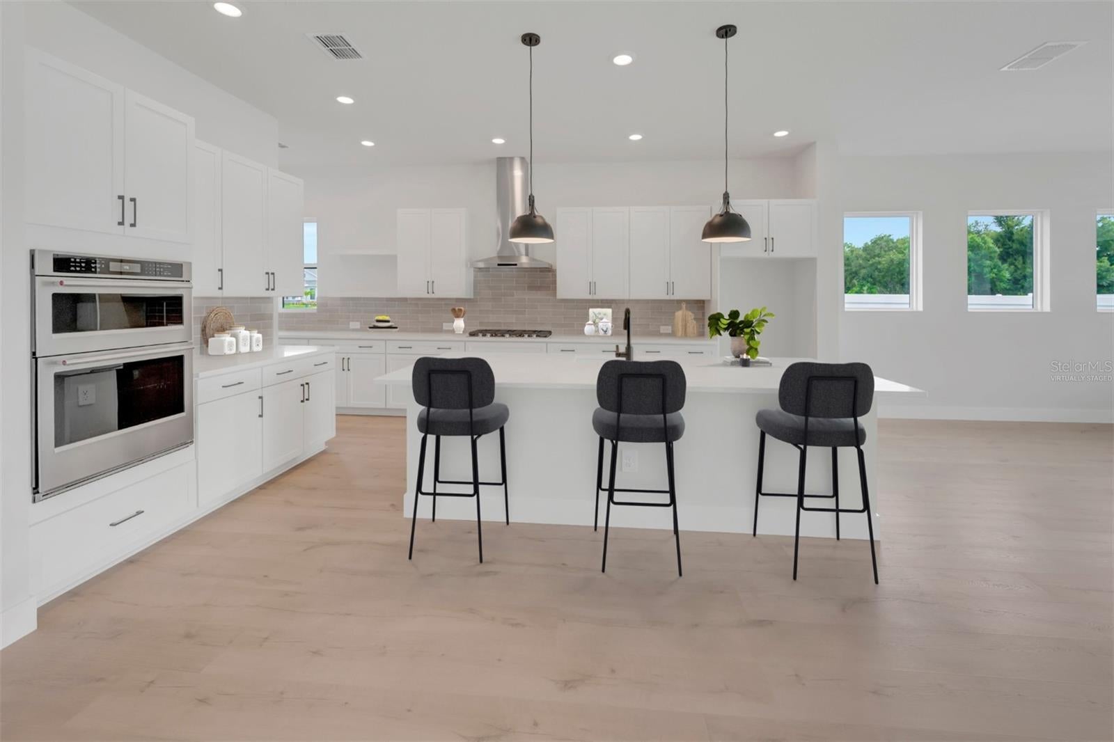 6823 Heron Meadow Dr, Sarasota, FL 34241 photo