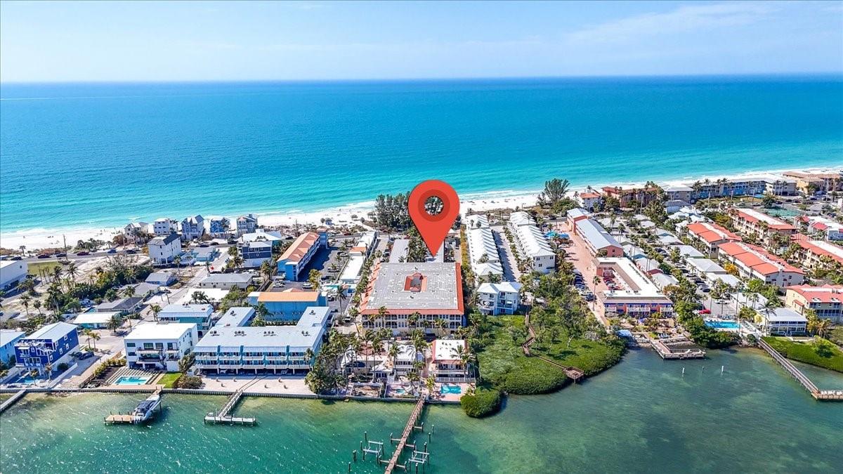 1325 Gulf Dr, Bradenton Beach, FL 34217