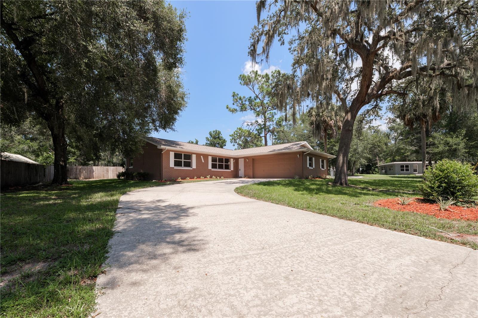34691 Orchid Pkwy, Dade City, FL 33523 photo