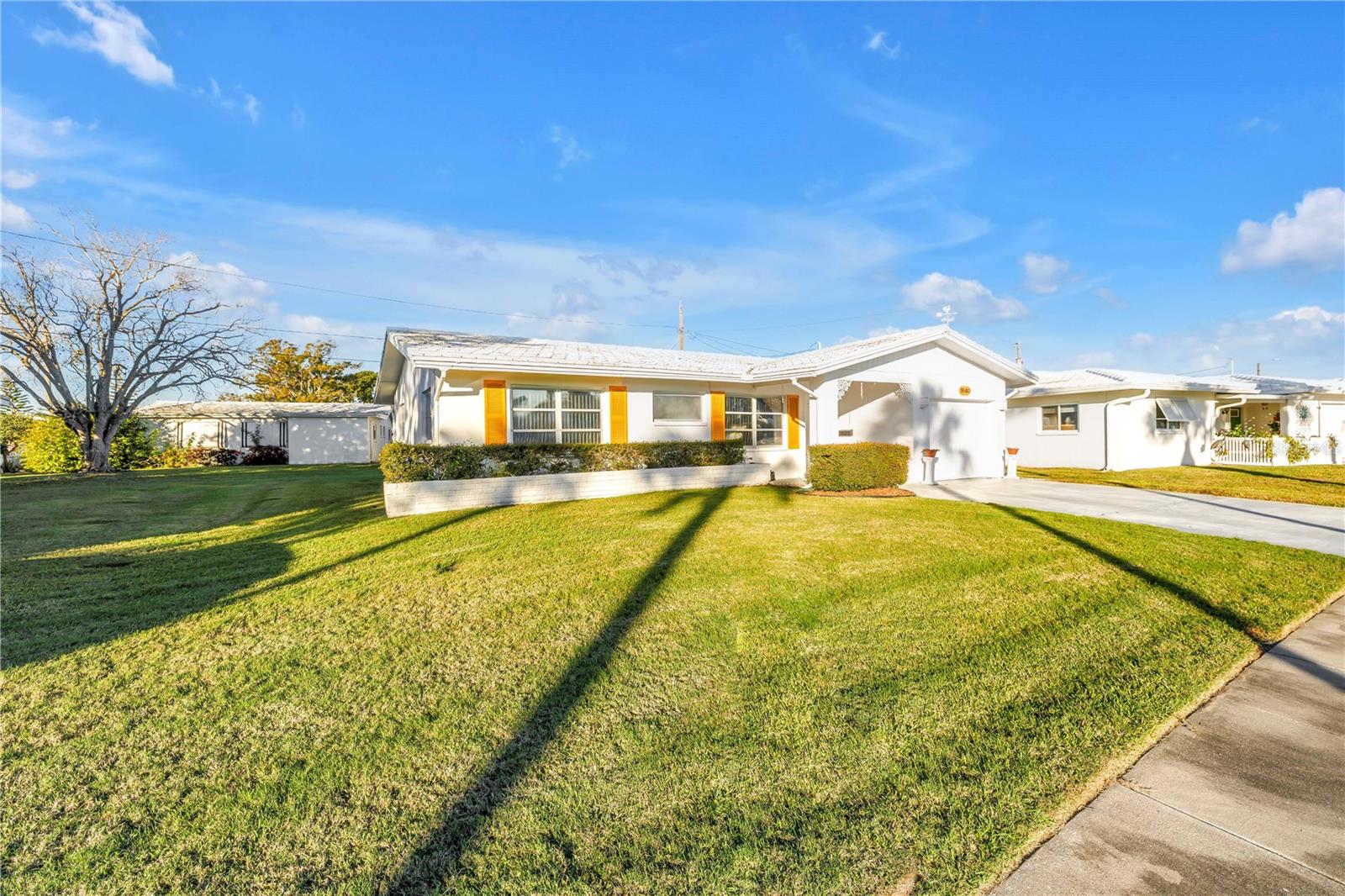 9840 Mainlands Blvd, Pinellas Park, FL 33782