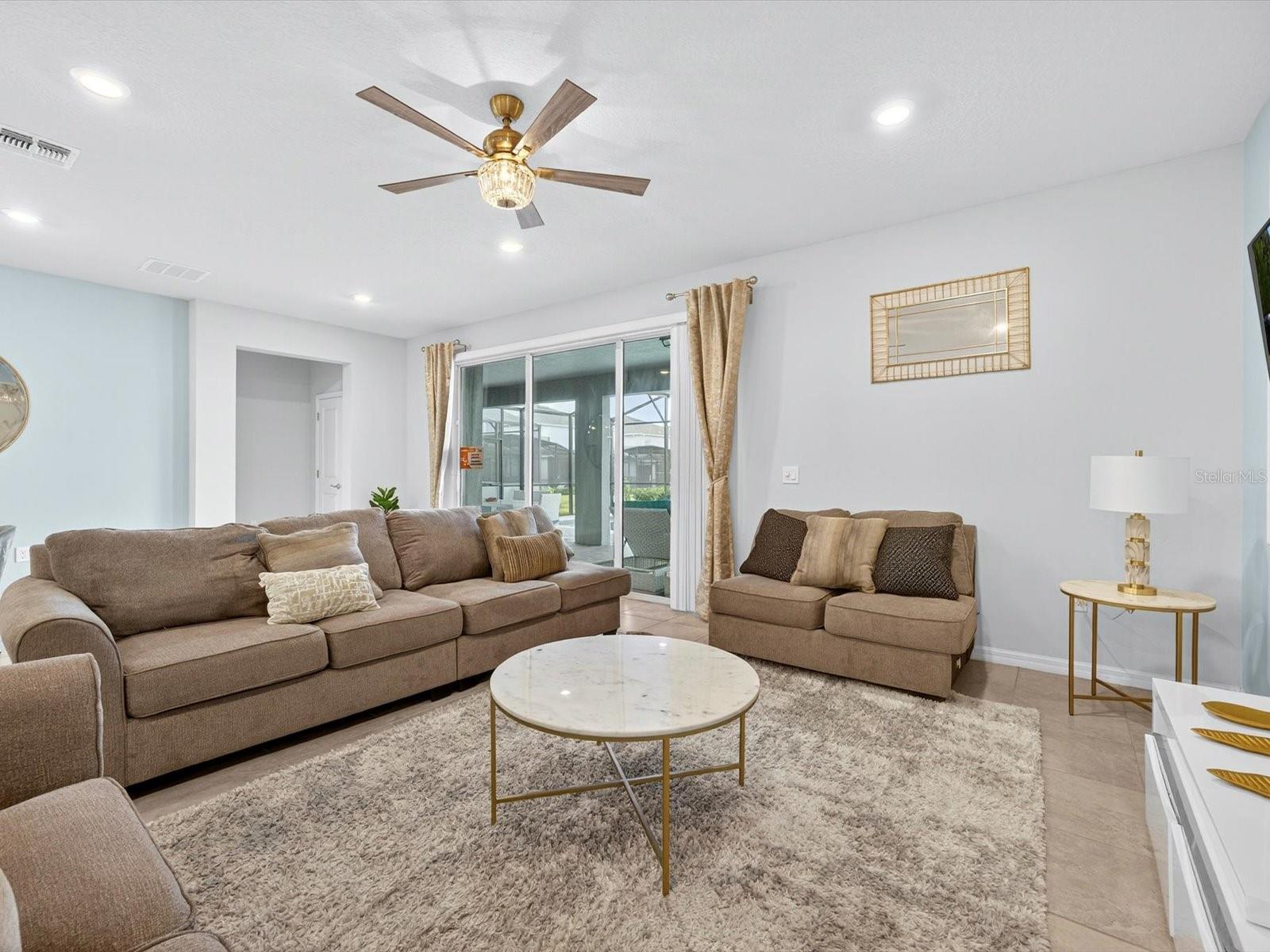 3044 Mahalo Dr, Davenport, FL 33897 photo