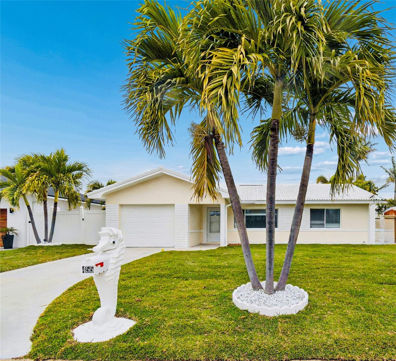 455 81 Ave, St Pete Beach, FL 33706