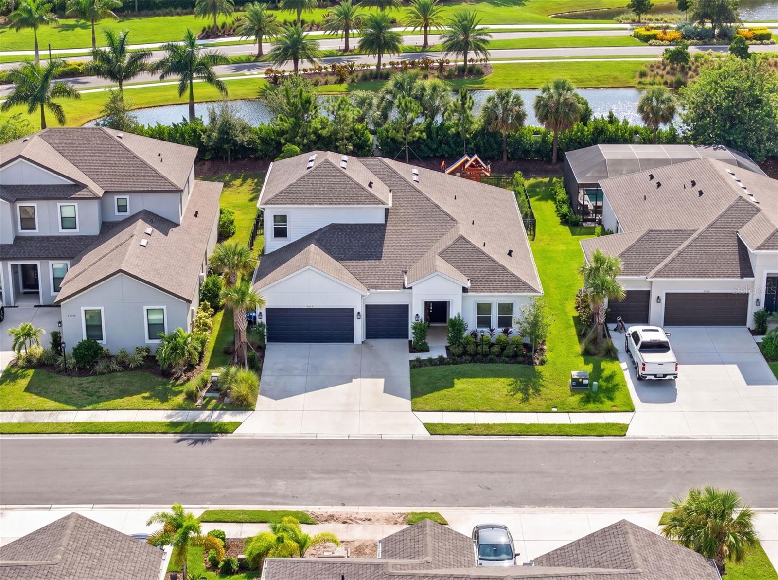 16552 Star Grass Cir, Bradenton, FL 34211 photo
