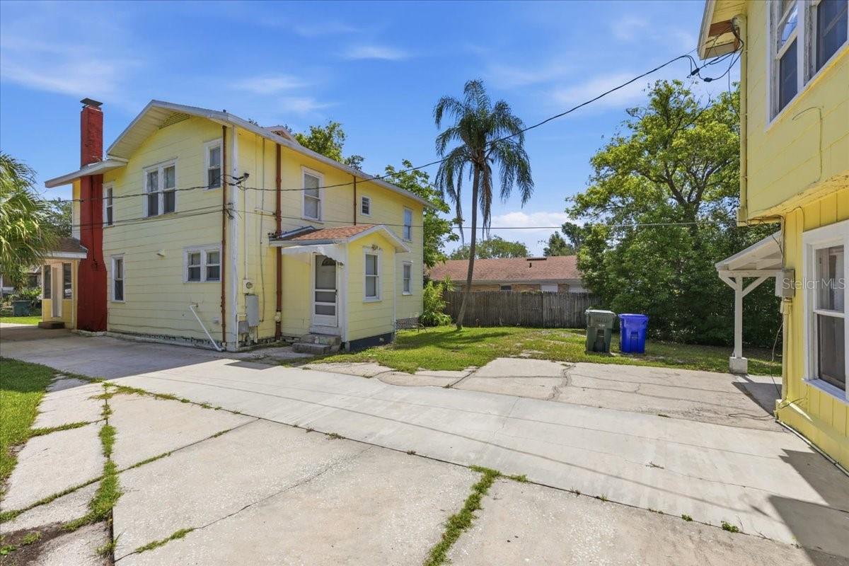 1049 Monroe St, Lakeland, FL 33801 photo