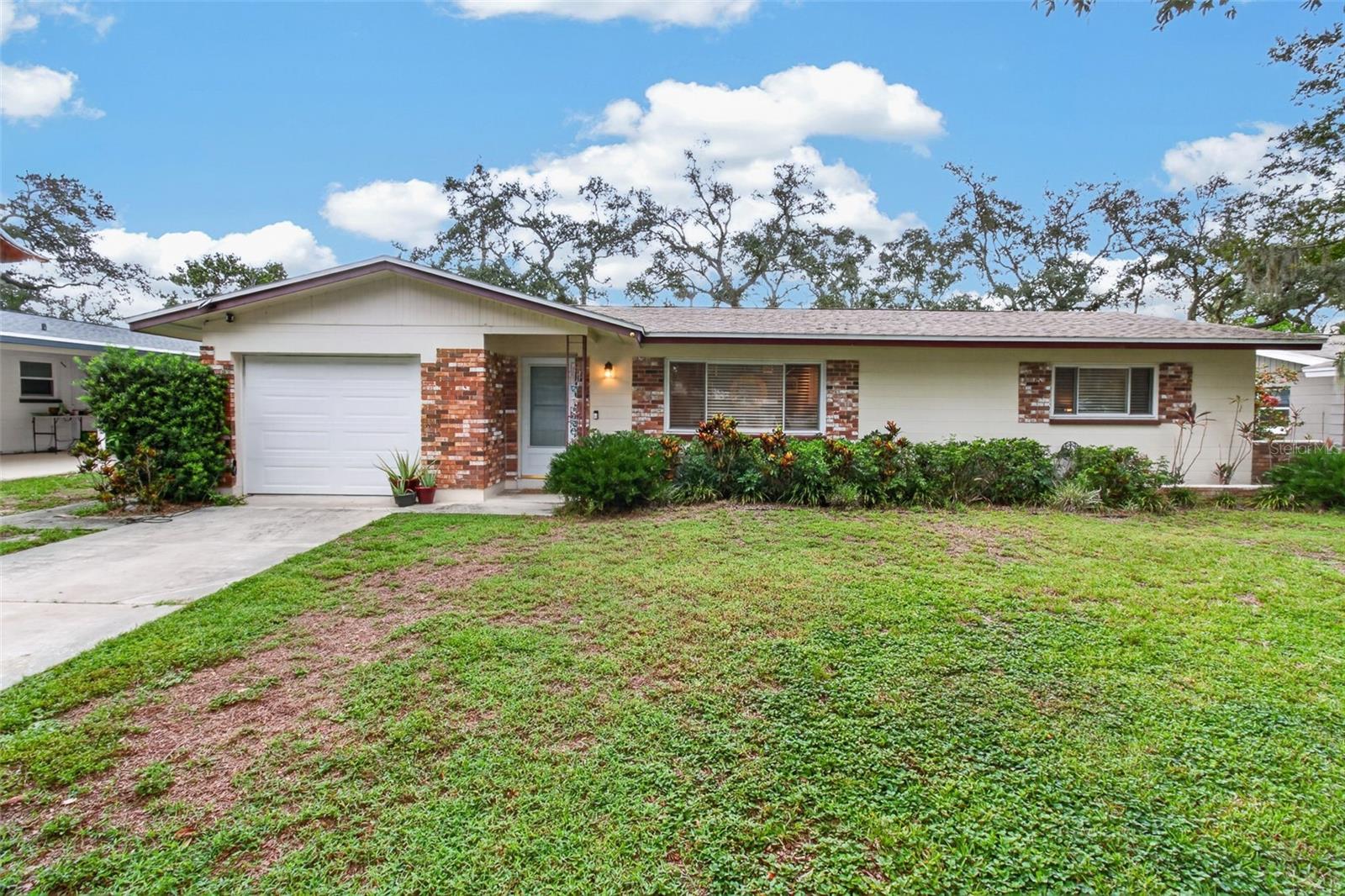 11373 67 Ave, Seminole, FL 33772