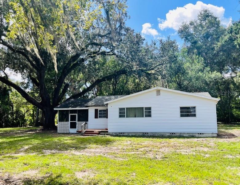 3324 Taylor Ave, Coleman, FL 33521