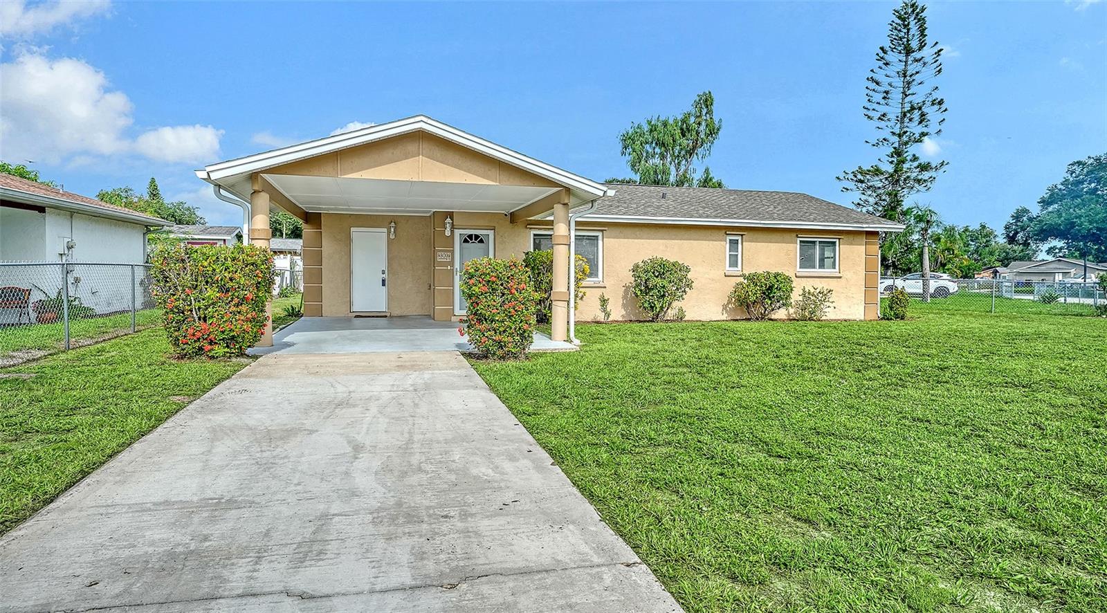 3307 Newtown Blvd, Sarasota, FL 34234 photo