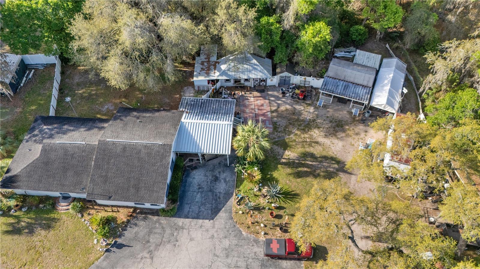 270 W Mcclendon St, Lady Lake, FL 32159 photo