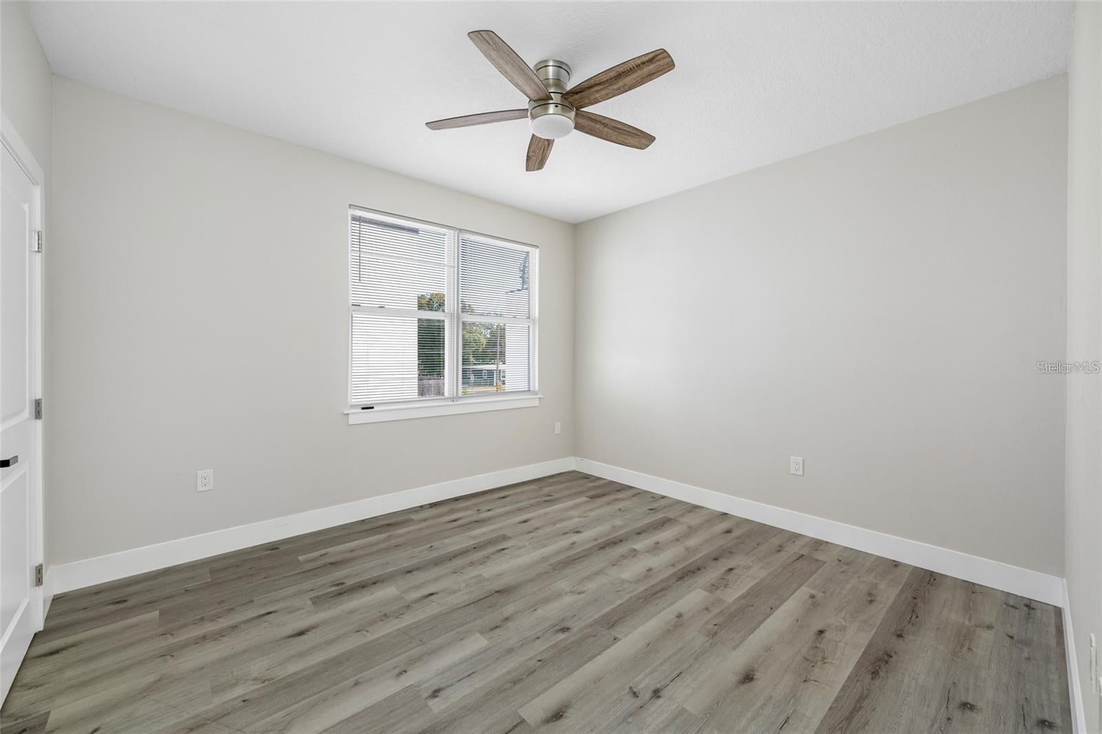 1039 53 Ave, Saint Petersburg, FL 33703 photo