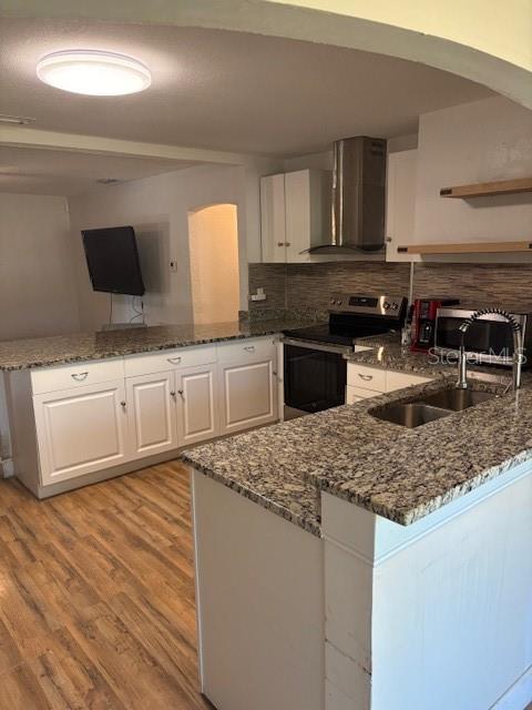 4035 14 Ave, Saint Petersburg, FL 33711 photo