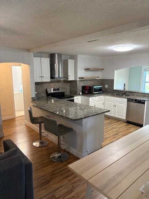 4035 14 Ave, Saint Petersburg, FL 33711 photo