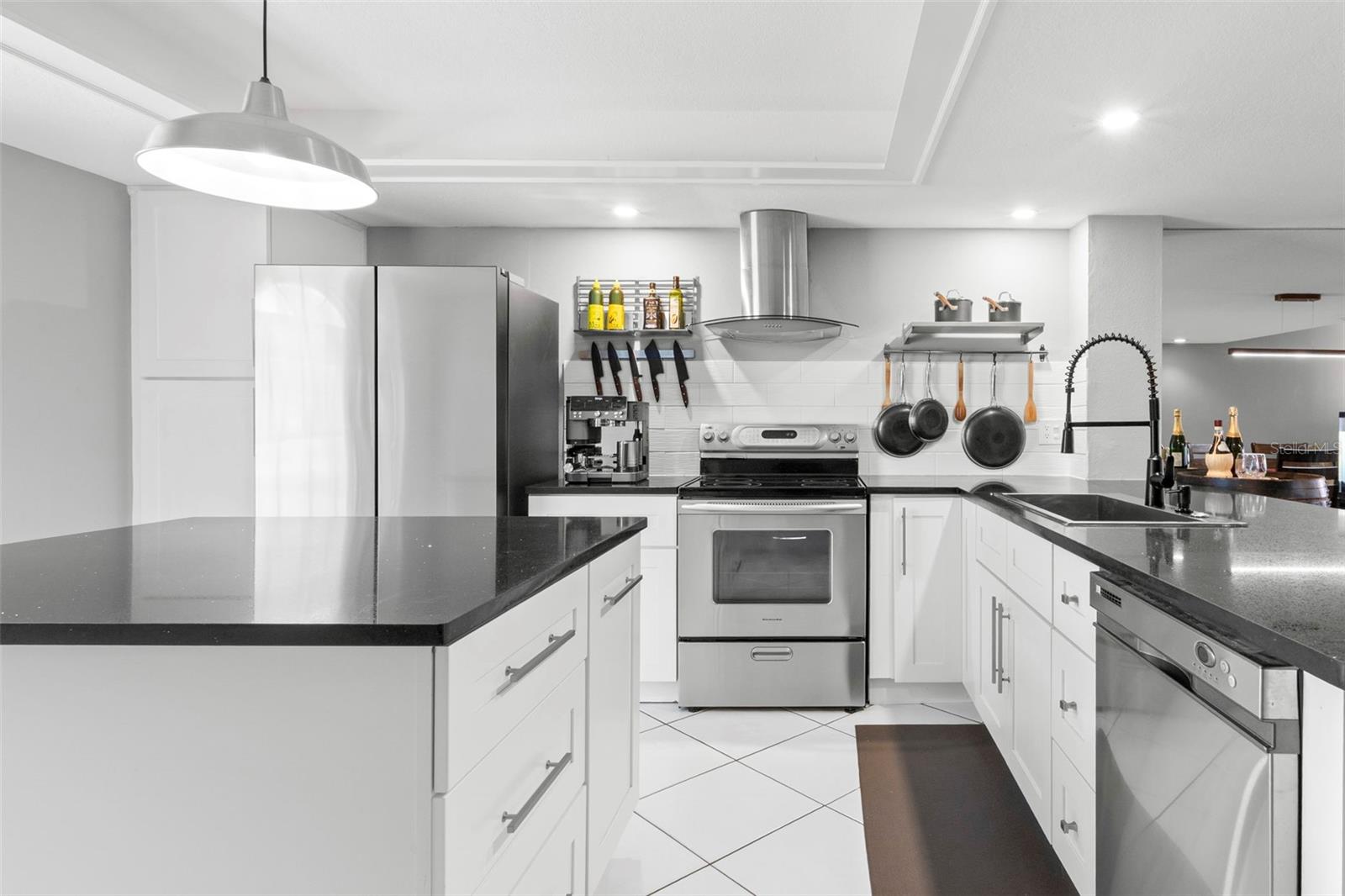 737 Pinellas Bayway #308, Saint Petersburg, FL 33715 photo