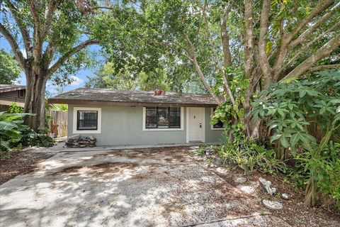 Single Family Residence in SARASOTA FL 4135 BELL AVENUE.jpg