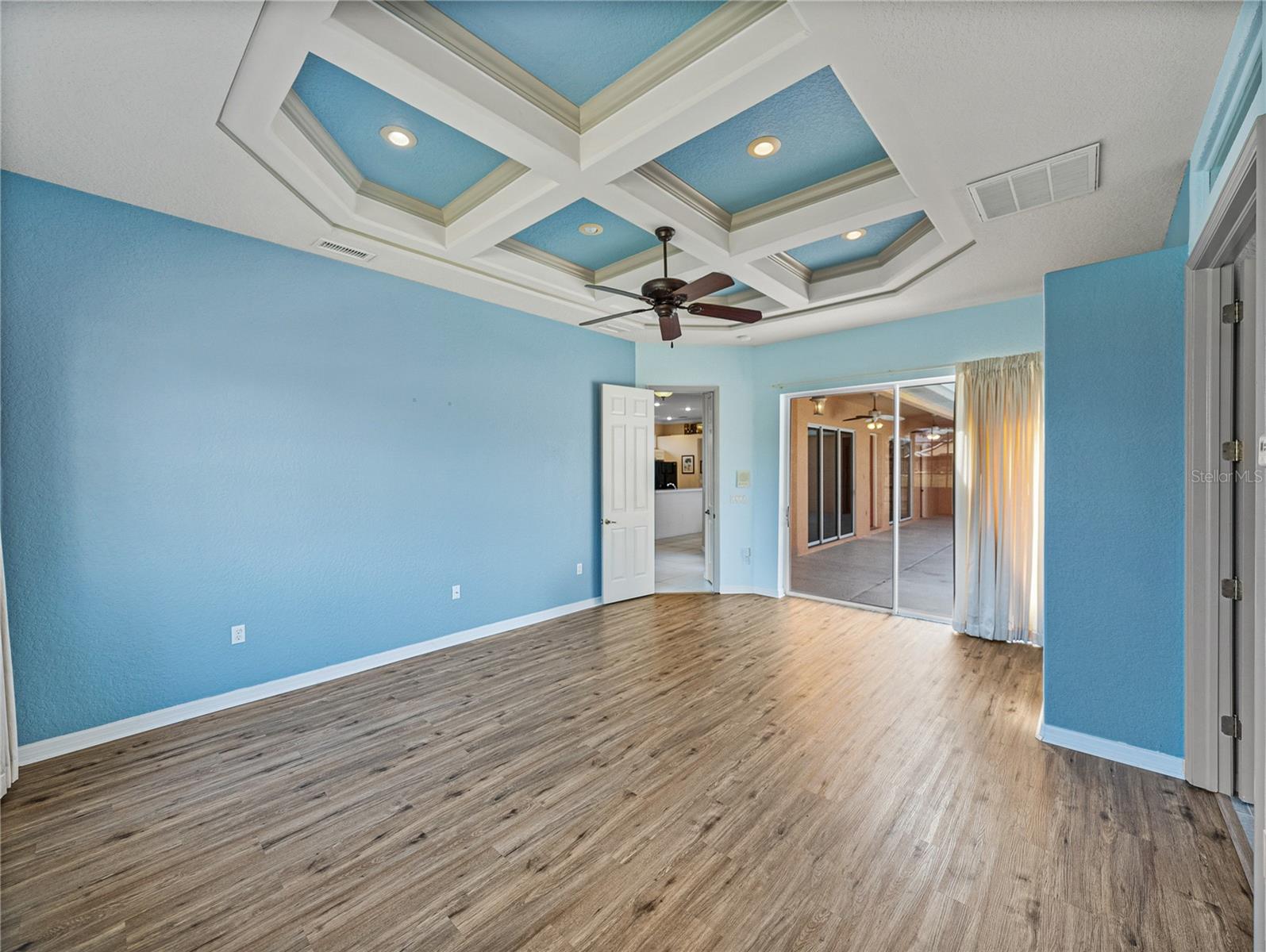 Single Family Residence in DADE CITY FL 12333 WOODLANDS CIRCLE 45.jpg
