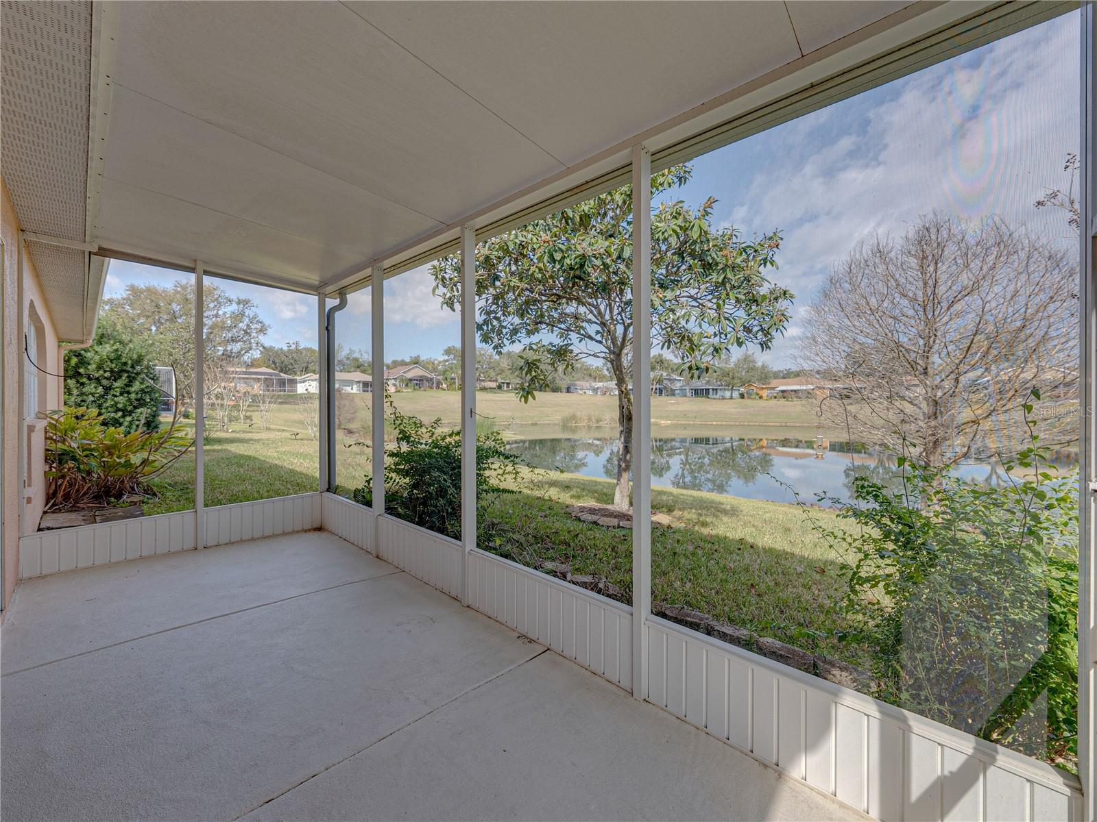 Single Family Residence in DADE CITY FL 12333 WOODLANDS CIRCLE 29.jpg