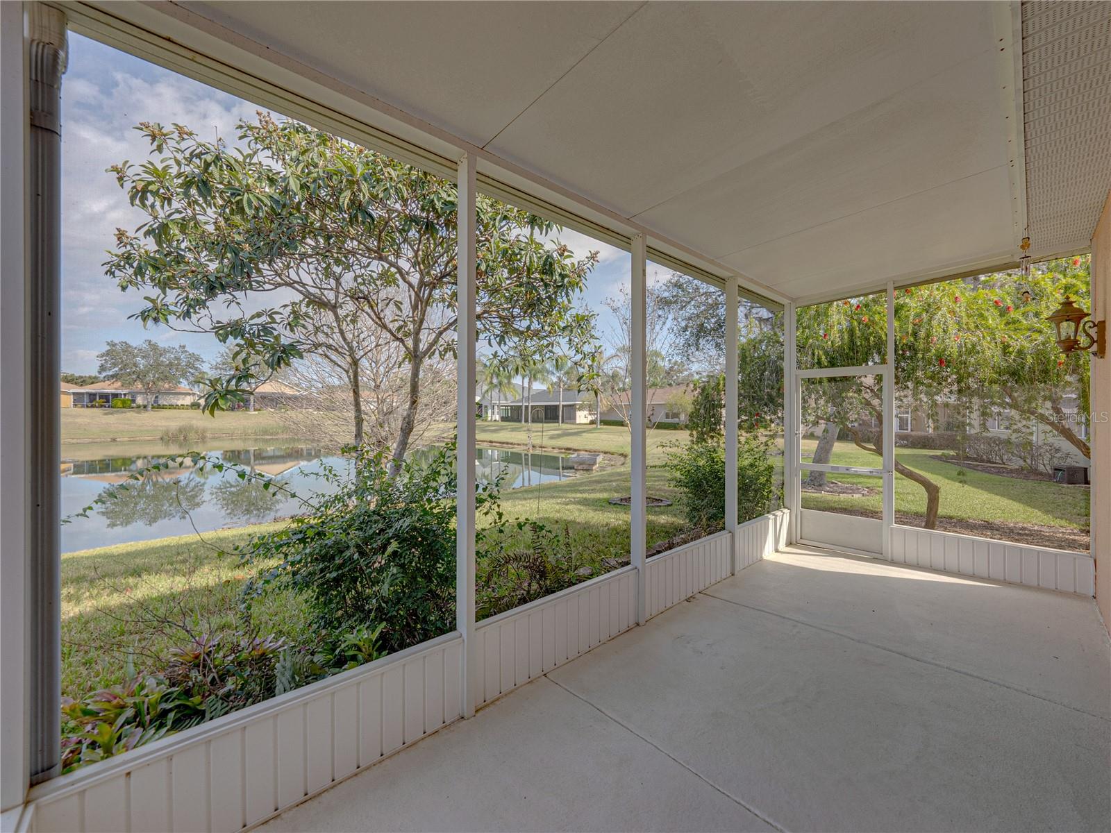 Single Family Residence in DADE CITY FL 12333 WOODLANDS CIRCLE 30.jpg